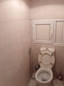 2 otaqli menzil almaq kohne binada 4-cu mikroraynoda, -9