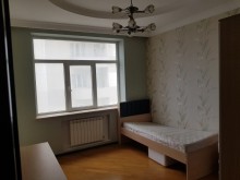 Niagara restoranıyla üzbəüz yeni binada menzil almaq 3 otaqli, -4