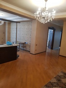 Niagara restoranıyla üzbəüz yeni binada menzil almaq 3 otaqli, -6