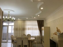 bakida 3 otaqli kiraye ev, -18