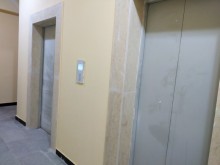 Bakida merkezde ev almaq yeni tikili binada, -4