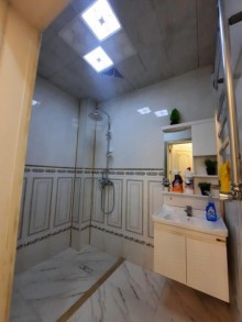 Şüvəlanda yeni aglayli ev/villa almaq 500 kv/m, -17