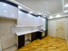 həzi aslanov metro stansiyasında yeni binada evler, -9