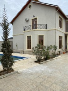 Şüvəlan Mayak bağlarında əla təmirli villa satilir, -1