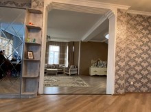 Şüvəlan Mayak bağlarında əla təmirli villa satilir, -2