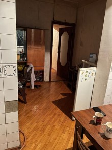 7-ci mikrorayonda da 2 otaqli mənzil almaq 9cu mertebe, -4