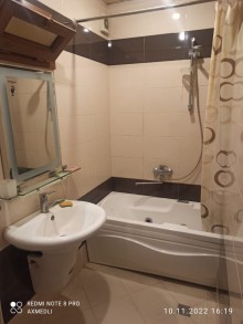 Bakıda 7-ci mikrorayonda 2 otaqlı mənzil almaq, -13