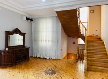 Bilgəh qəsəbəsində bağlarda 3 mərtəbəli ev satılır, -8