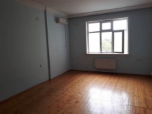 Bakida Həzi Aslanov qesebesinde 3 otaqli menzil satilir, -3
