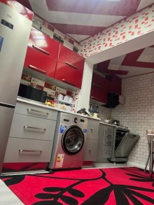 Bakı şəhərində  Azadlıq metrosuna piyada 5 dəqiqəlik məsafədə ev almaq, -12