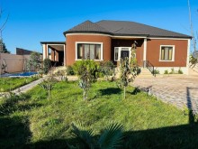 Mərdəkan qəsəbəsi keçmiş makaron fabriki yolunda hovuzlu bağ evi, -1