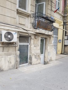 Dənizkənarı parkın, Dünya Göz klinikası yaxınlığında obyekt almaq, -5