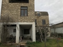 Mayak və prestijli tanınmış Xalça restoranına yaxın bag evi, -12