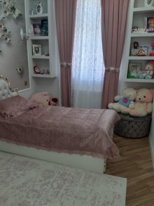 Badamdar 3-cü massivdə 3 sotda 3 mərtəbəli villa satılır, -10