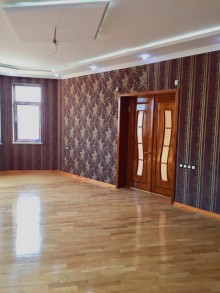Badamdar qesebesinde 2 mertebeli ev almaq, -3