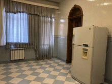 Rəsulzadə qəsəbəsində 3 mərtəbəli villa satılır., -6