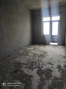Dərnəgül metro st düz yani. Yeni tikili 17 mərtəbəli binanda 3 otaqli menzil almaq, -1