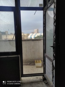 Dərnəgül metro st düz yani. Yeni tikili 17 mərtəbəli binanda 3 otaqli menzil almaq, -5