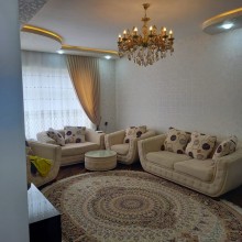 Bakı şəhəri Buzovna qəsəbəsində avro təmirli ev satılır, -12