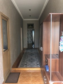 Bakı şəhəri Masazır qəsəbəsində 2 mərtəbəli, 240 kv sahəyə malik Həyət evi, -10