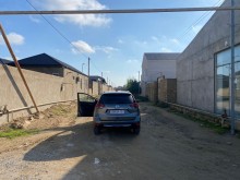 Bakı şəhəri Şüvelan-Qala yolunda yoldan 600-700 metre iceride torpaq almaq, -9