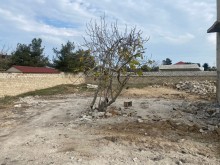 Suvelan qesebesinde cox prestijli bir yerde, "Shuvelan Park" dan solda topraq 93.000 azn, -2