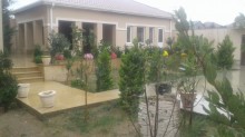 Bakı şəhəri Şüvəlan Mayak bağlarında keyfiyyətli inşa edilən ev satılır, -10