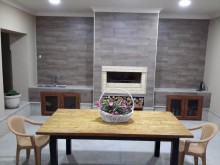 Bakı şəhəri Şüvəlan Mayak bağlarında keyfiyyətli inşa edilən ev satılır, -14