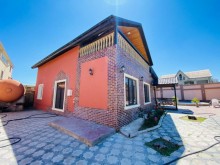 Bakı şəhəri Mərdəkan qəsəbəsində yolu rahat modern ev satılır. 8.5 sot, -3