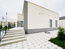 Bakı şəhəri Mərdəkan qəsəbəsində 5 sot torpaq sahəsində 1 mərtəbəli ev satılır., -8