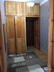 Köhnə Günəşli qəsəbəsində 3 otaqlı mənzil satılır 110.000 azn, -10