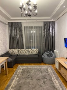 Qara Qarayev prospektində 16 mərtəbəli yeni tikili binada 3 otaqlı mənzil almaq, -1