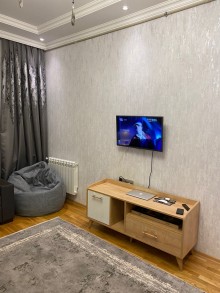 Qara Qarayev prospektində 16 mərtəbəli yeni tikili binada 3 otaqlı mənzil almaq, -2