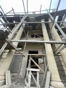 Bakı şəhəri Bilgəh qəsəbəsində 3 mərtəbəli natamam təmiri villa ev satılı, -4
