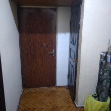 Bakı şəhəri 7-ci mikrorayonda  5 mərtəbəli binada 3 otaqlı mənzil satılır, -6