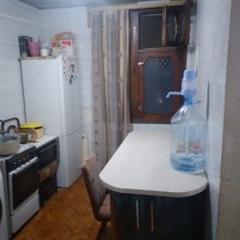 Bakı şəhəri 7-ci mikrorayonda  5 mərtəbəli binada 3 otaqlı mənzil satılır, -9