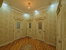 Mənzil almaq Xırdalan şəhəri H.Əliyev prospektində. Yeni tikili binada 3 otaqlı, -6