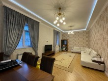 Villa ev almaq Bakı şəhəri  Sebail rayonu Badamdar qəsəbəsində 1 ci yasayis massivi, -2