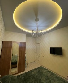 Hazi Aslanovda 2 ye peredlka menzil satilir, -5