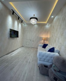 Hazi Aslanovda 2 ye peredlka menzil satilir, -8