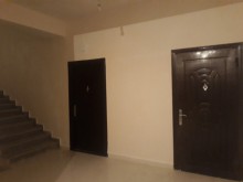 AAF parkin yaninda 2 otaqli ev almaq, -12