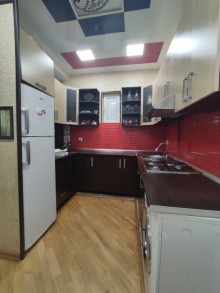 Qaraevde satilan evler, -10