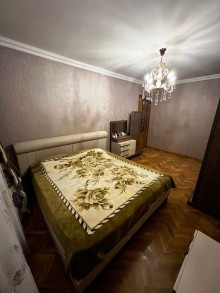 Köhnə tikili almaq, Bakı, Xalqlar Dostluğu m., -5