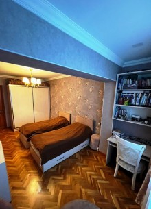 Köhnə tikili almaq, Bakı, Xalqlar Dostluğu m., -8
