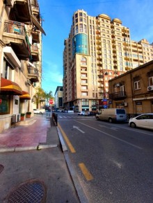 obyekt i̇carə nəsi̇mi̇ rayonu jale plaza yaxin, -12