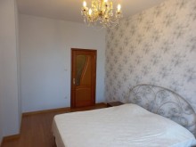 Xetai icrasi terefde Kirayə (Aylıq) Yeni Tikili, -10