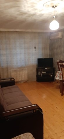 xirdalanda 2 otaqli kohne tikili, -1