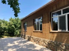 Nabranın mərkəzinde heyet evi almaq, -3