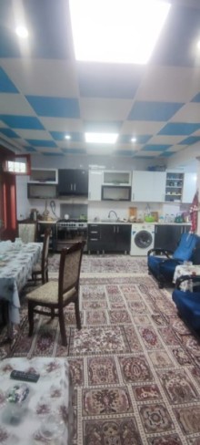 Nerimanovda Montin qesebesinde Köhnə Tikili, -7