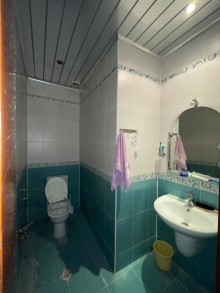 inşaatçılar metrosunda satılan evlər 3 otaq, -2